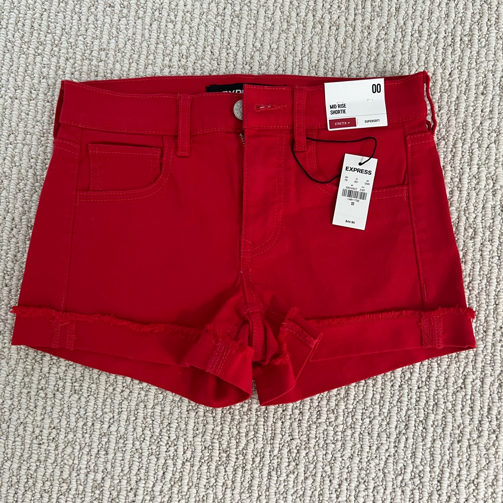 Express Red Shorts Brand New Size 00